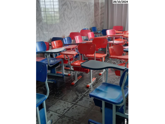 50 Carteiras universitárias e Outros