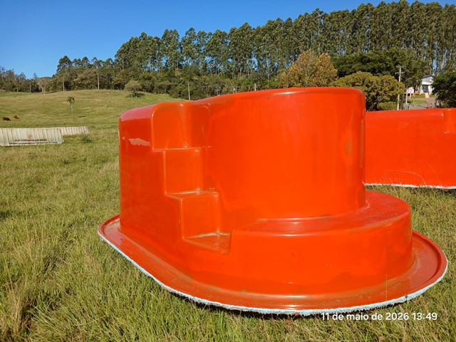 Molde para fabricação de piscinas