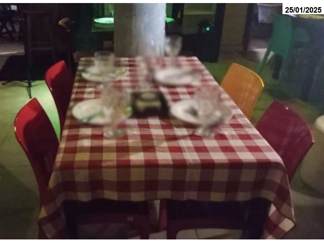 Conjunto Mesa/Cadeiras Madeiras- Outros