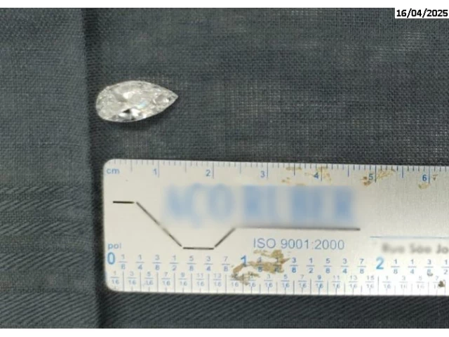 Diamante c/ massa de 4,06 ct