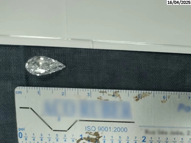 Diamante c/ massa de 3,30 ct