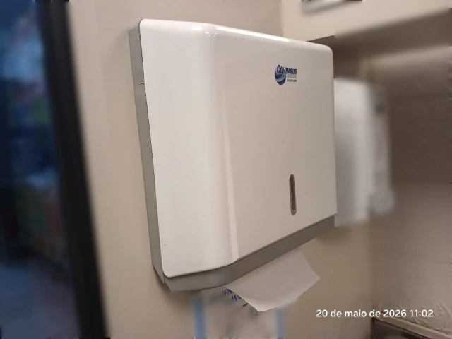 Dispenser porta papel toalha