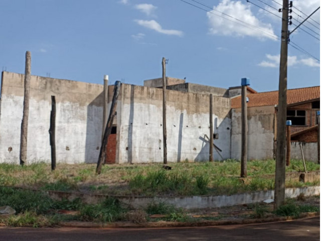Terreno c/ 1.495,33m²