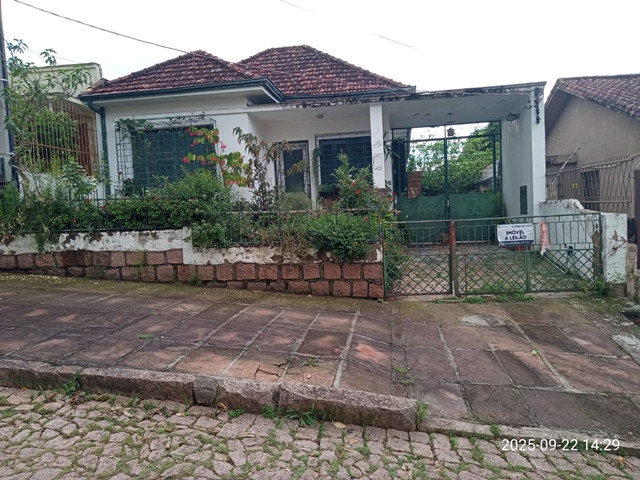 Casa e terreno - R. Catumbi, nº 478, Medianeira