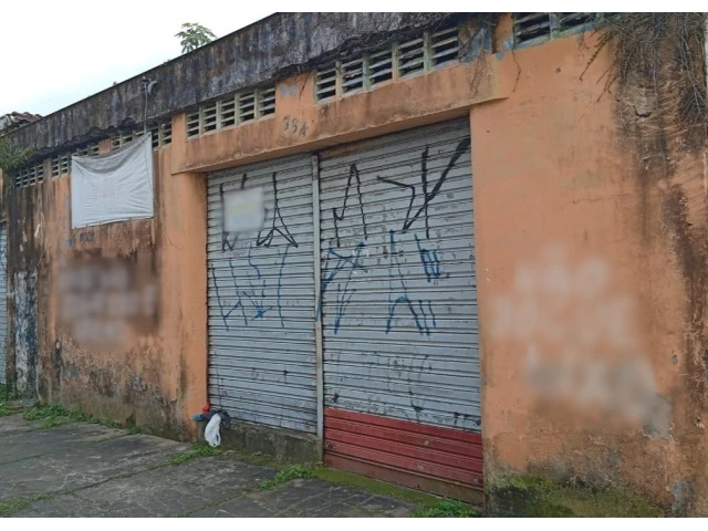 Edificação c/ 661,16m²