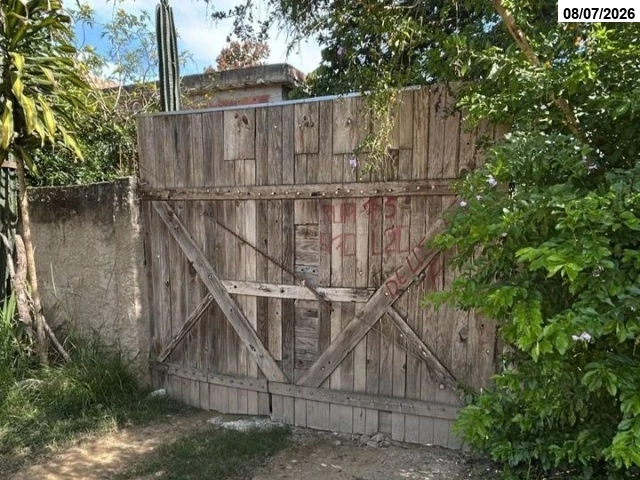 Casa c/ aprox. 80m²