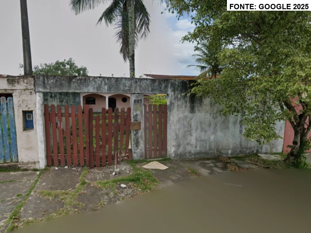 Casa - Terreno c/ 500m²