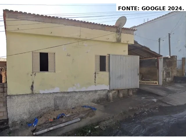 02 Casas - Terreno c/ 400m²