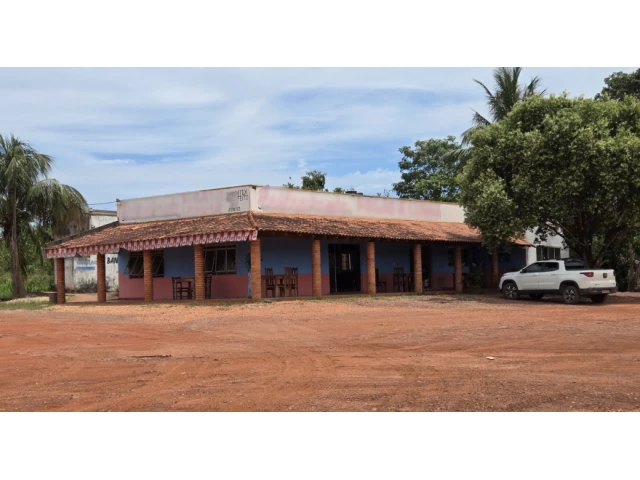 Restaurante e casa