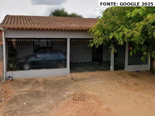 Casa c/ aprox. 120,42m²