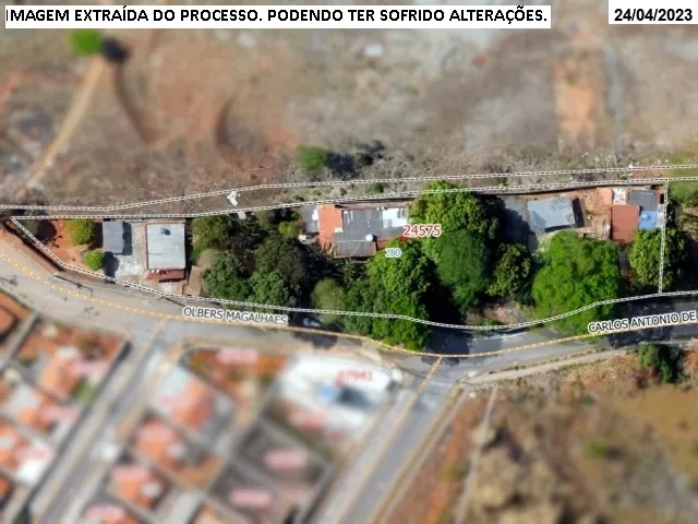 03 Casas - Terreno c/ 2.846,92m²
