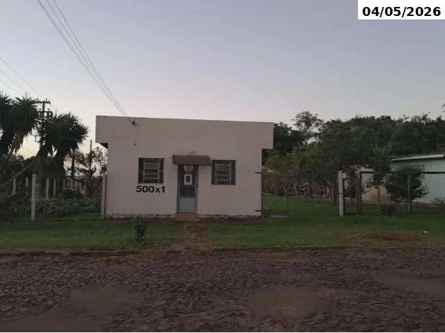 Fração ideal-Terreno c/ 02 casas- Esq. R. Domingos Veríssimo