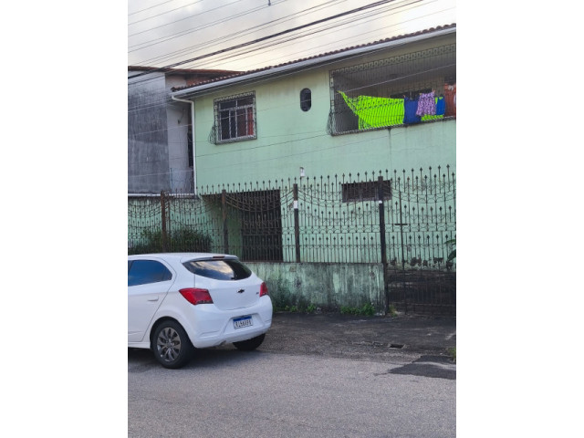 Sobrado c/ 429m²