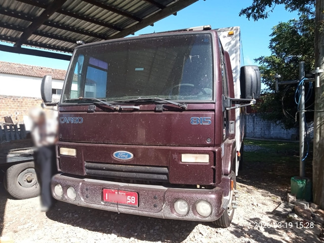 Caminhão Ford/Cargo 815N