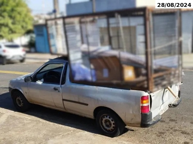Caminhonete Ford/Courier