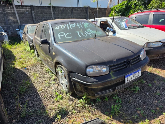 VW/Golf - 01/01 - Tupã/SP